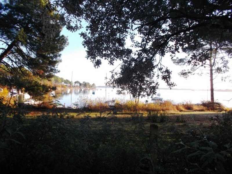 Vente Terrain Longarisse.  Situation exceptionnelle en bordure de lac LACANAU